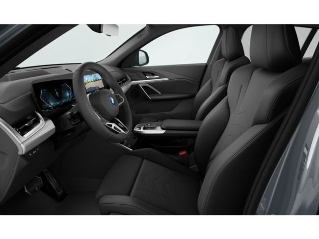 BMW iX2 edrive20 150 kw (204 cv)