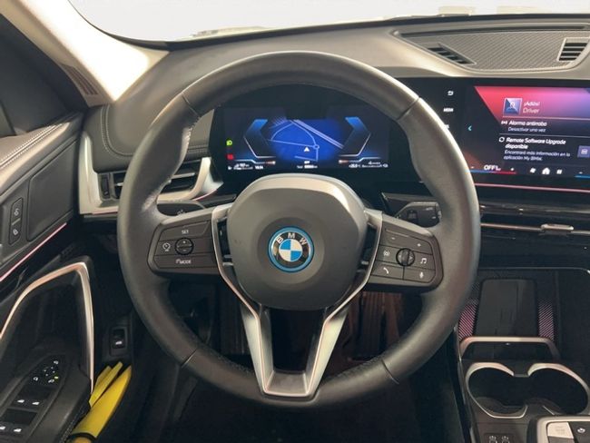 BMW X1 xdrive30e 240 kw (326 cv)