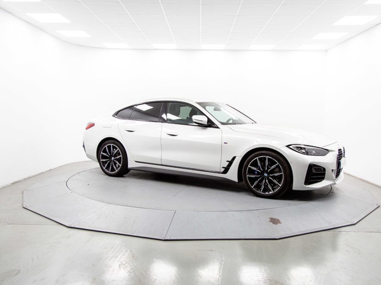 BMW Serie 4 420d gran coupe 140 kw (190 cv)  2022 Diésel - Foto 14
