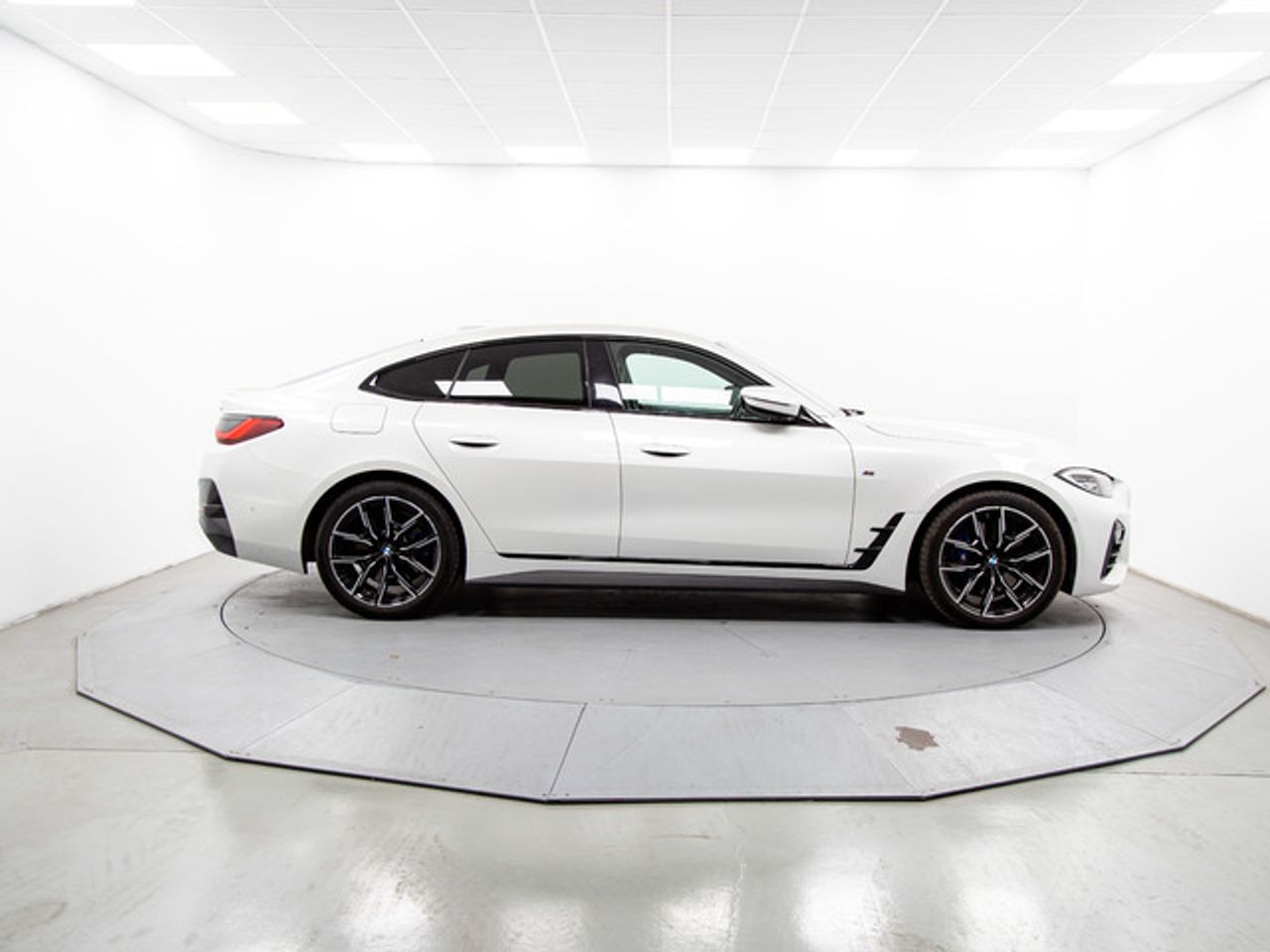 BMW Serie 4 420d gran coupe 140 kw (190 cv)  2022 Diésel - Foto 13