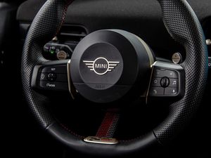 MINI Cooper s 150 kw (204 cv)  2024 Gasolina - Foto 29