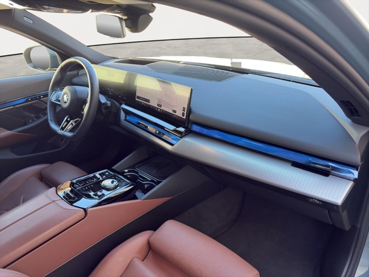 BMW i5 edrive40 250 kw (340 cv)  2025 Eléctrico - Foto 9