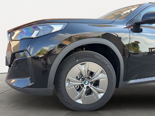 BMW iX2 edrive20 150 kw (204 cv)