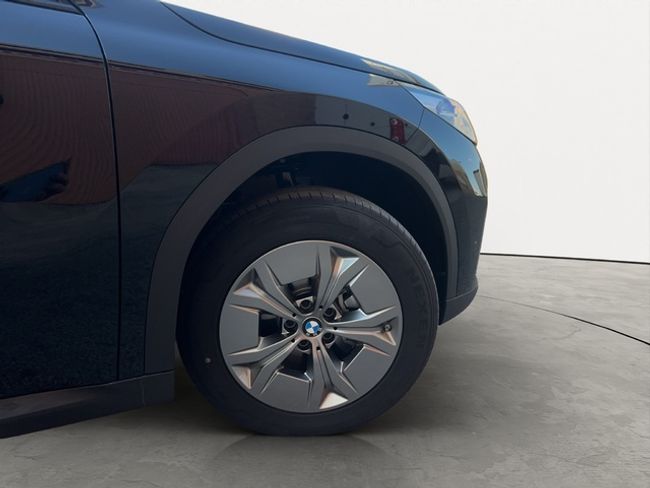 BMW iX2 edrive20 150 kw (204 cv)