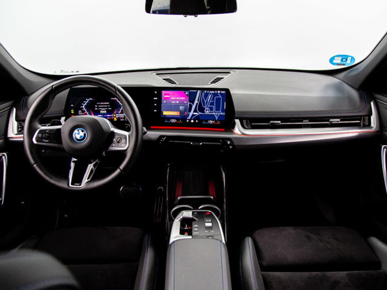 BMW X1 xdrive25e 180 kw (245 cv)  2025 Híbrido (Gasolina) - Foto 8