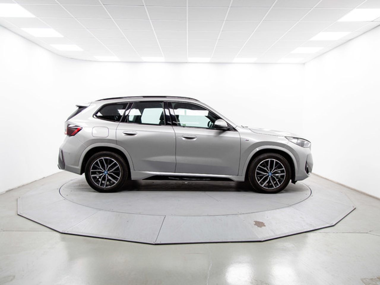 BMW X1 xdrive25e 180 kw (245 cv)  2025 Híbrido (Gasolina) - Foto 13