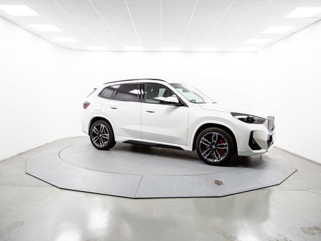 BMW iX1 edrive20 150 kw (204 cv)