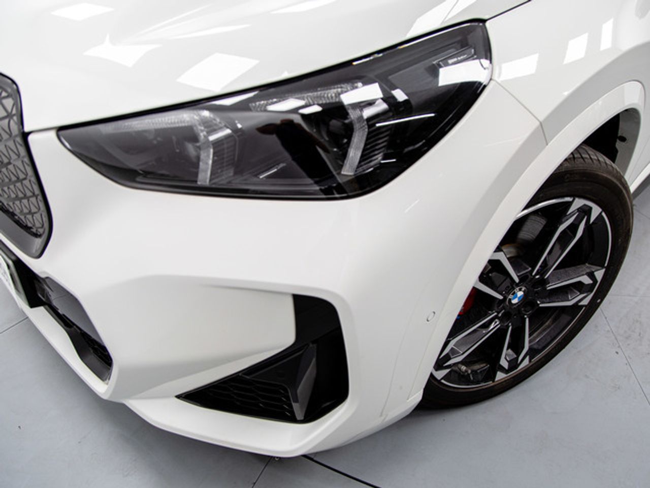 BMW iX1 edrive20 150 kw (204 cv)  2026 Eléctrico - Foto 7