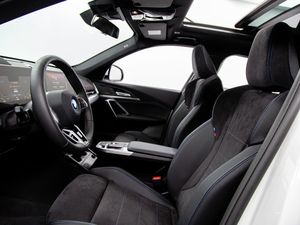 BMW iX1 edrive20 150 kw (204 cv)  2026 Eléctrico - Foto 27