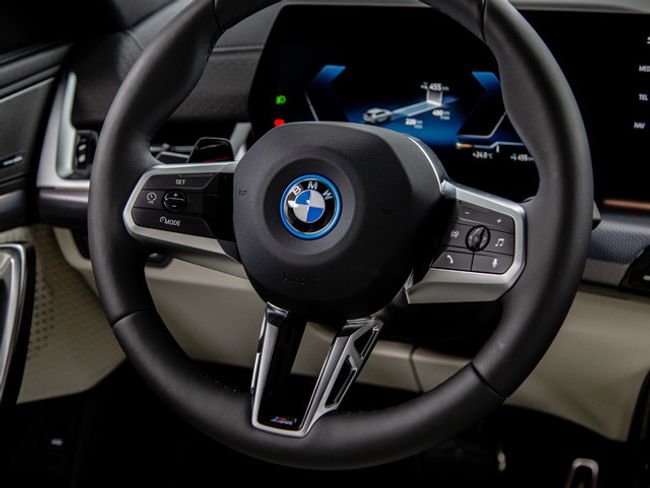 BMW iX2 edrive20 150 kw (204 cv)