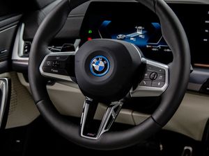 BMW iX2 edrive20 150 kw (204 cv)  2026 Eléctrico - Foto 29