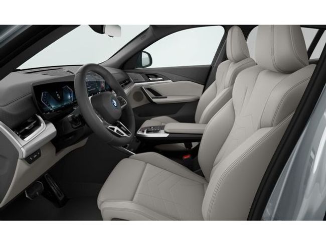 BMW iX2 edrive20 150 kw (204 cv)