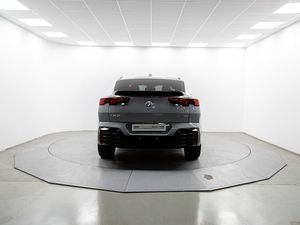 BMW iX2 edrive20 150 kw (204 cv)  2026 Eléctrico - Foto 9