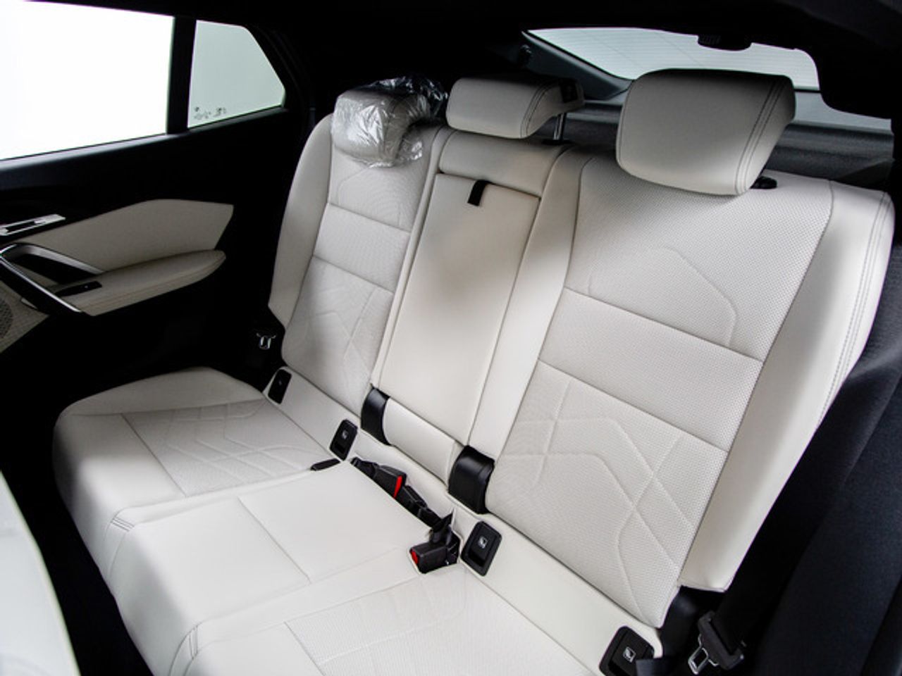 BMW iX2 edrive20 150 kw (204 cv)  2026 Eléctrico - Foto 10