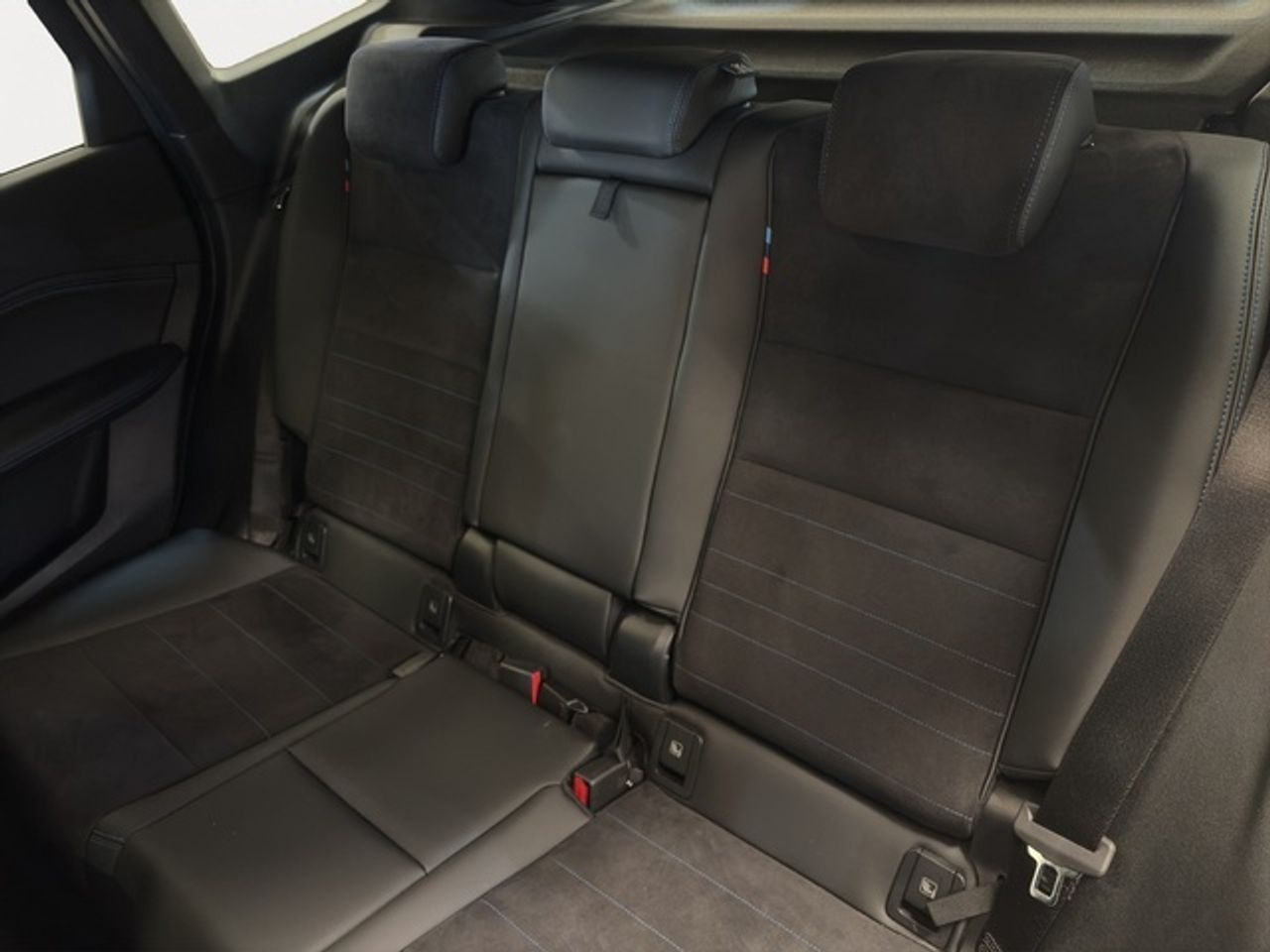 BMW iX1 edrive20 150 kw (204 cv)  2025 Eléctrico - Foto 10
