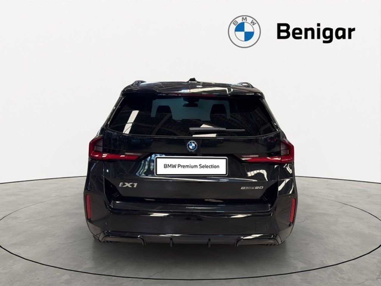BMW iX1 edrive20 150 kw (204 cv)  2025 Eléctrico - Foto 6