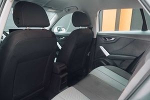 Audi Q2 1.5 tfsi 35 tfsi design  - Foto 16
