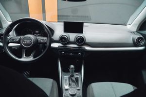 Audi Q2 1.5 tfsi 35 tfsi design  - Foto 18