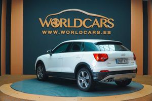 Audi Q2 1.5 tfsi 35 tfsi design  - Foto 4