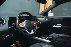 Mercedes GLA 200 d amg line  - Foto 19
