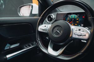 Mercedes GLA 200 d amg line  - Foto 24