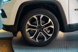 Jeep Compass  1.3 gse t4 96kw (130cv) limited  - Foto 11