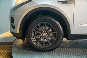 Jaguar E-Pace 2.0 120kw 4wd auto  - Foto 13