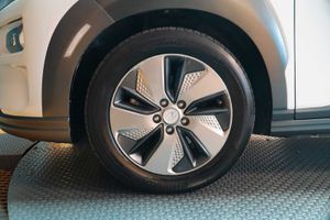 Hyundai Kona 150kw ev 72kw tecno  - Foto 13