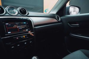 Suzuki Vitara 1.4 gas 129cv gle 2wd - 2023  - Foto 22