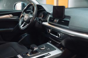Audi Q5  2.0 tdi 35 tdi design  - Foto 14