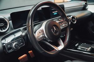 Mercedes CLA 200 d amg line 150cv at8 e6d  - Foto 20