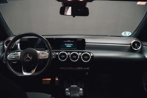 Mercedes CLA 200 d amg line 150cv at8 e6d  - Foto 19