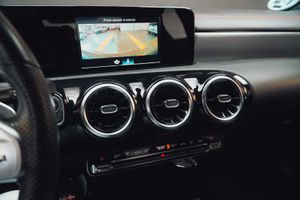 Mercedes CLA 200 d amg line 150cv at8 e6d  - Foto 17