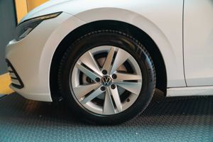Volkswagen Golf 1.0 TSI 81kW (110CV) - Foto 12