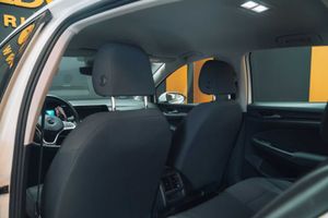 Volkswagen Golf 1.0 TSI 81kW (110CV) - Foto 20