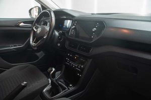 Volkswagen T-Cross Advance 1.0 TSI 81kW (110CV) - Foto 22