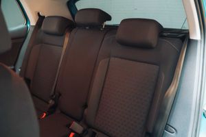 Volkswagen T-Cross Advance 1.0 TSI 81kW (110CV) - Foto 23