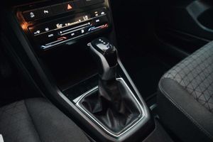 Volkswagen T-Cross Advance 1.0 TSI 81kW (110CV) DSG - Foto 17