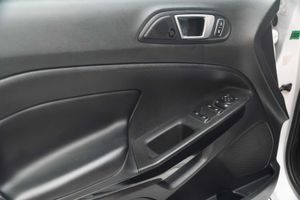 Ford Ecosport 1.0T EcoBoost 92kW (125CV) S&S ST Line - Foto 18