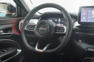 Jeep Avenger 1.2 G 74kW (100CV) Summit - Foto 16