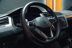 Volkswagen Tiguan R-Line 2.0 TDI 110kW (150CV) DSG 4Motion - Foto 18