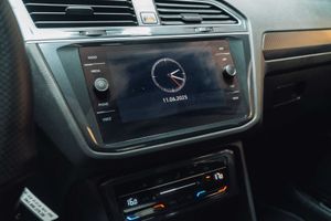 Volkswagen Tiguan R-Line 2.0 TDI 110kW (150CV) DSG 4Motion - Foto 22