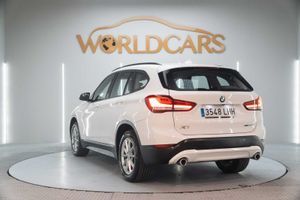 BMW X1 xDrive20dA - Foto 9