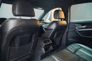 Audi e-tron 55 quattro  - Foto 17