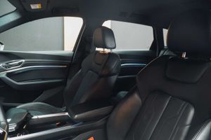 Audi e-tron 55 quattro  - Foto 15