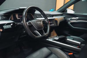 Audi e-tron 55 quattro  - Foto 21