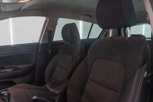 Kia Sportage 1.6 MHEV Drive Plus 100kW (136CV) 4x2 - Foto 19
