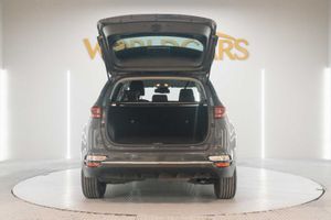 Kia Sportage 1.6 MHEV Drive Plus 100kW (136CV) 4x2 - Foto 10