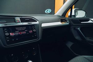 Volkswagen Tiguan Advance 2.0 TDI 110kW (150CV) DSG - Foto 14
