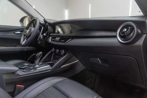 Alfa Romeo Stelvio 2.2 Diésel 154kW (210CV) Executive Q4  - Foto 23